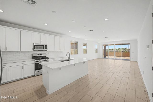 8037 W GRANADA Road, Phoenix, AZ 85035