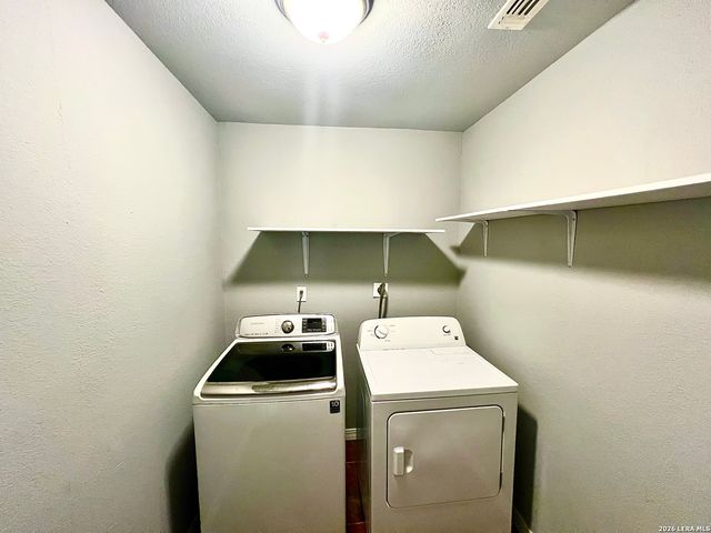 8778 SERENE RIDGE DR, San Antonio, TX 78239