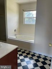 110 SLIPPERY ELM DR, Stephens City, VA 22655