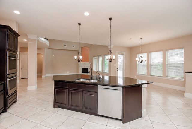 7711 Reseda Street, Sugar Land, TX 77479