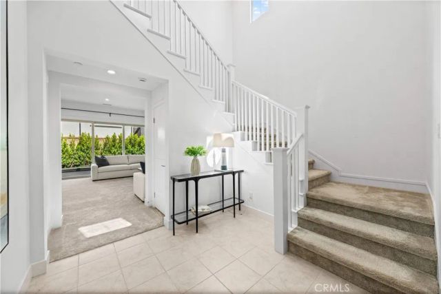106 Glydon, Irvine, CA 92618