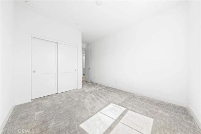 106 Glydon, Irvine, CA 92618