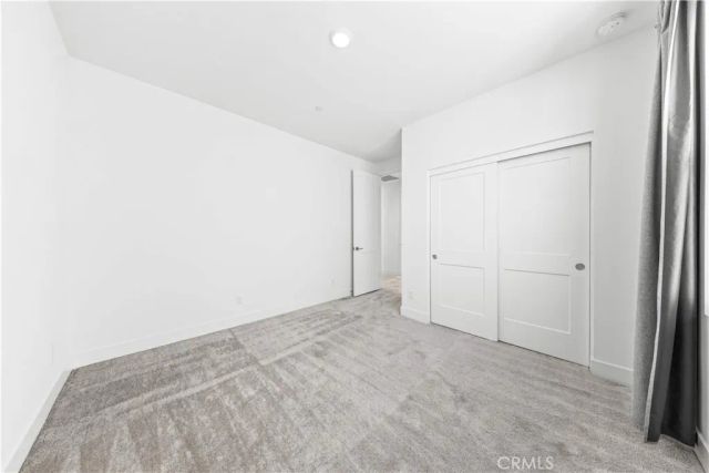 106 Glydon, Irvine, CA 92618