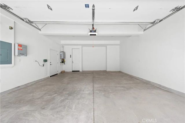 106 Glydon, Irvine, CA 92618
