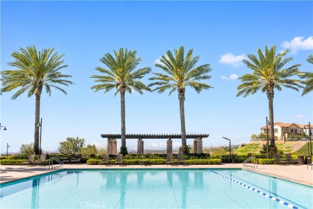 106 Glydon, Irvine, CA 92618