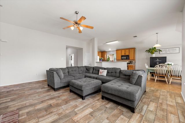 308 Creekwood Trail, Forney, TX 75126