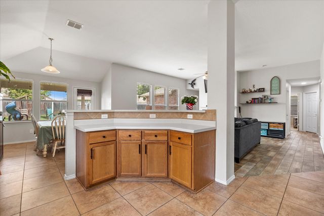 308 Creekwood Trail, Forney, TX 75126