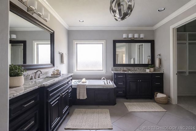 2114 E 176th Street S, Bixby, OK 74047