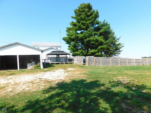 7962 S State Road 3, Greensburg, IN 47240