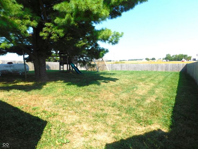 7962 S State Road 3, Greensburg, IN 47240