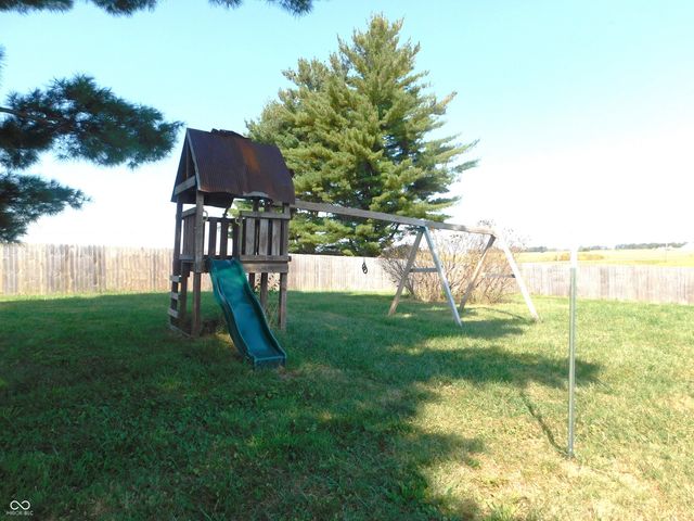 7962 S State Road 3, Greensburg, IN 47240