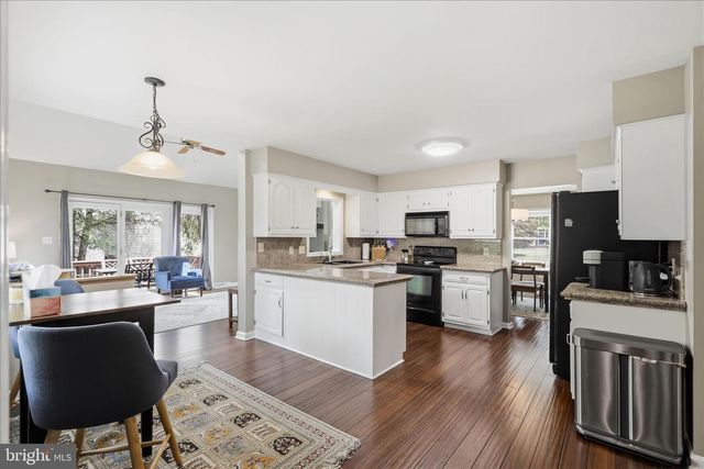 1313 PENNSCOTT DR, Landisville, PA 17538