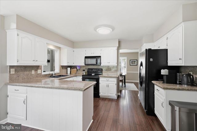 1313 PENNSCOTT DR, Landisville, PA 17538