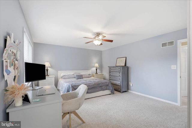 1313 PENNSCOTT DR, Landisville, PA 17538