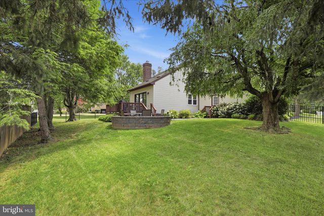 1313 PENNSCOTT DR, Landisville, PA 17538