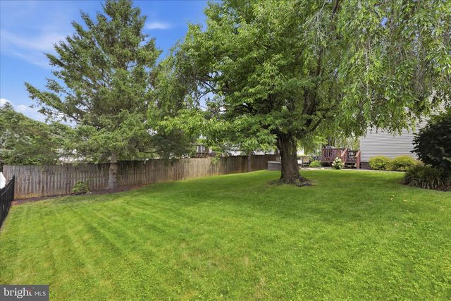 1313 PENNSCOTT DR, Landisville, PA 17538