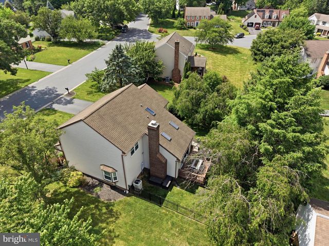 1313 PENNSCOTT DR, Landisville, PA 17538