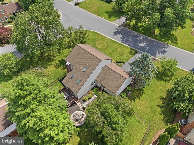 1313 PENNSCOTT DR, Landisville, PA 17538
