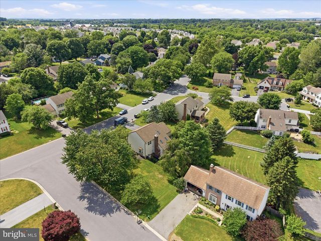1313 PENNSCOTT DR, Landisville, PA 17538