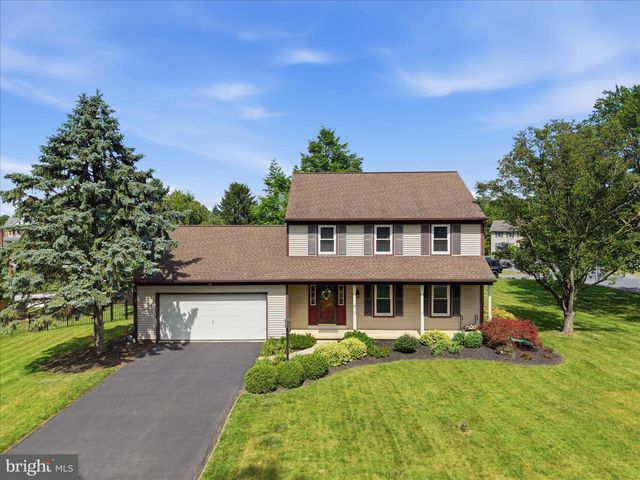 1313 PENNSCOTT DR, Landisville, PA 17538