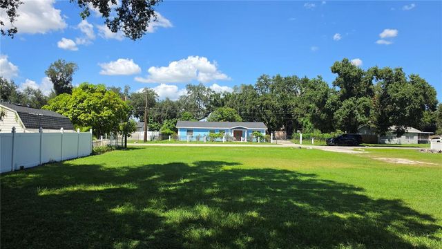 4040 W COMANCHE AVENUE, Tampa, FL 33614