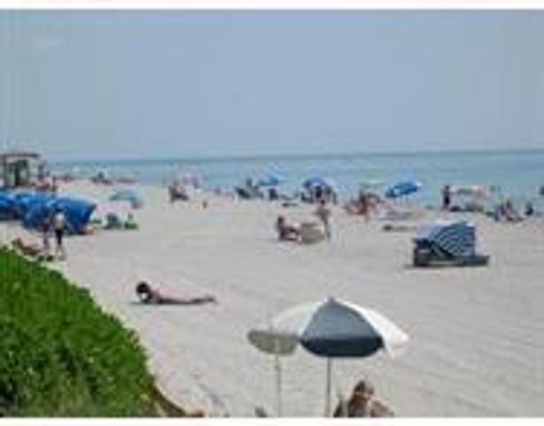 315 Van Buren St 106B, Hollywood, FL 33019