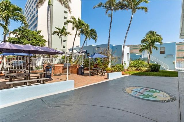 315 Van Buren St 106B, Hollywood, FL 33019