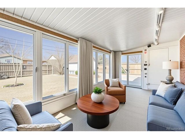 8227 Vanguard Dr, Denver, CO 80221