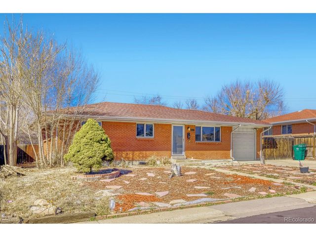 8227 Vanguard Dr, Denver, CO 80221