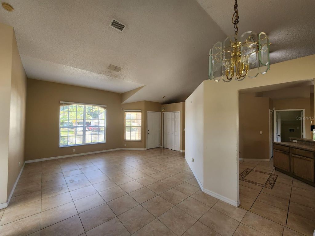 Image 14 of property listing at 8001 STIRRUPWOOD COURT, Orlando, FL 32818