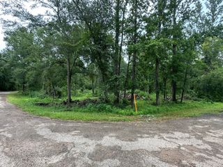 Lot 8 Redbud Dr, Conroe, TX 77302