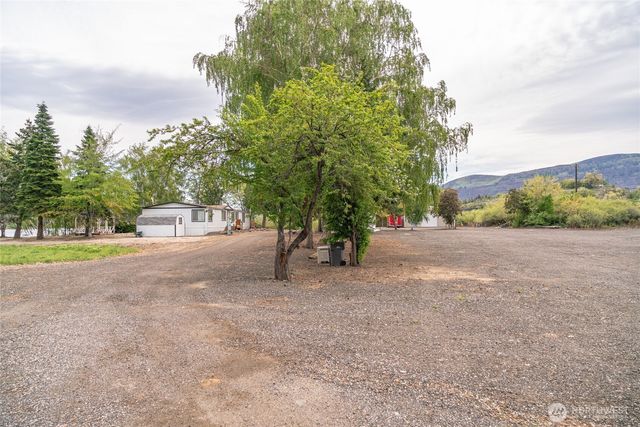 2120 Malaga Alcoa Highway, Wenatchee, WA 98828