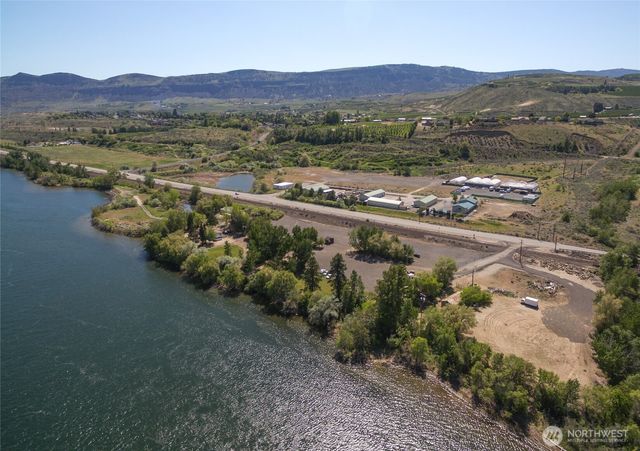 2120 Malaga Alcoa Highway, Wenatchee, WA 98828