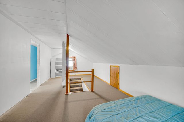 103 S California Street, Hobart, IN 46342