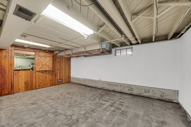 103 S California Street, Hobart, IN 46342