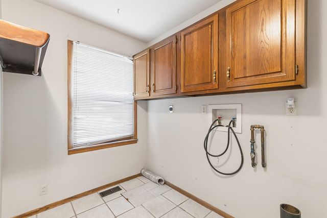 555 S Springlake Lane, Wichita, KS 67230