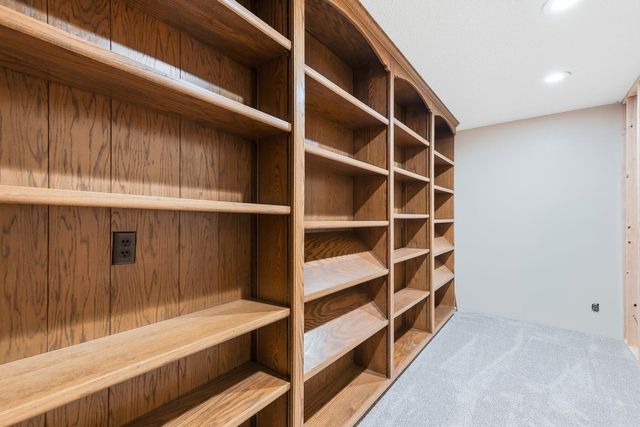 555 S Springlake Lane, Wichita, KS 67230