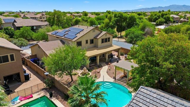 14338 W LAUREL Lane, Surprise, AZ 85379