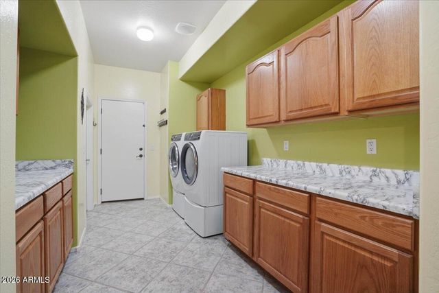 14338 W LAUREL Lane, Surprise, AZ 85379