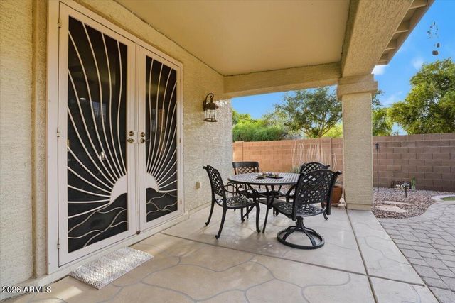 14338 W LAUREL Lane, Surprise, AZ 85379