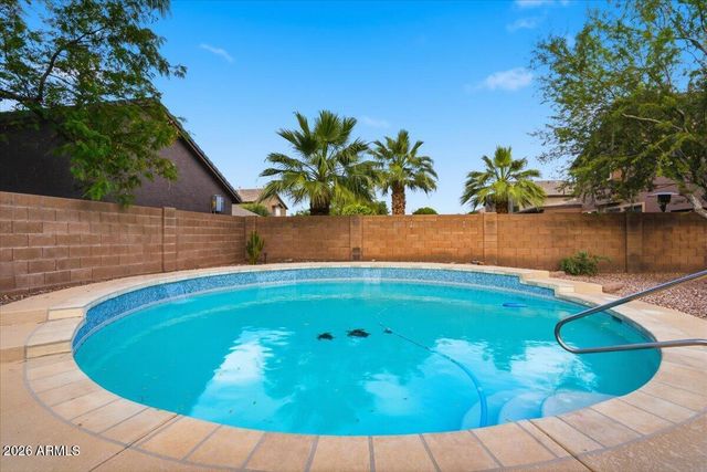 14338 W LAUREL Lane, Surprise, AZ 85379