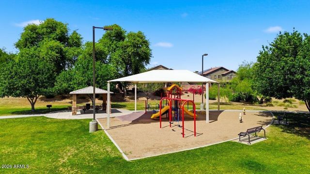 14338 W LAUREL Lane, Surprise, AZ 85379