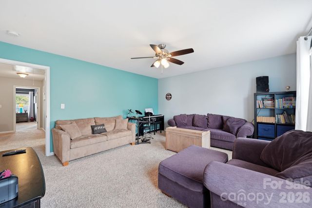 5041 El Molino Drive, Charlotte, NC 28214