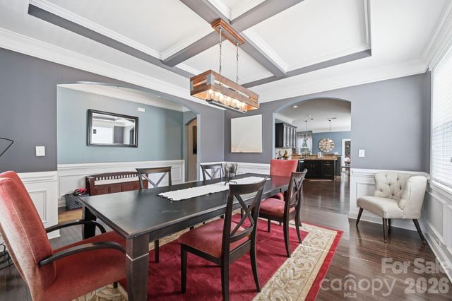 5041 El Molino Drive, Charlotte, NC 28214