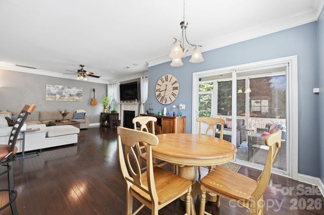 5041 El Molino Drive, Charlotte, NC 28214