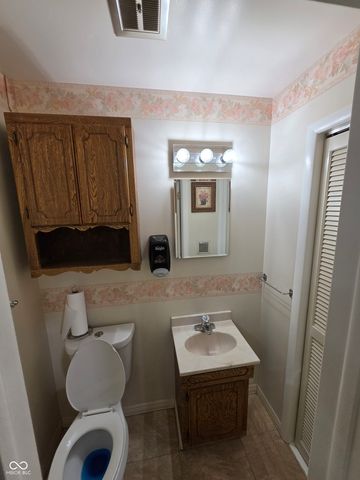 6362 Breamore Road, Indianapolis, IN 46220