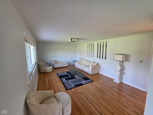 6362 Breamore Road, Indianapolis, IN 46220