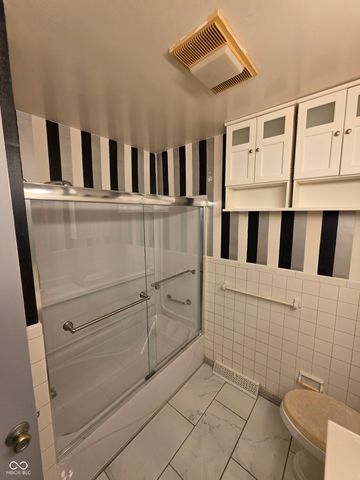 6362 Breamore Road, Indianapolis, IN 46220