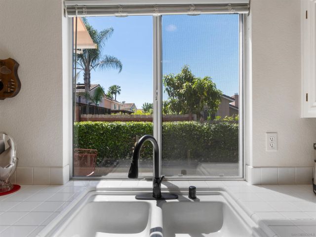 3381 Sherwood Ln, San Marcos, CA 92078