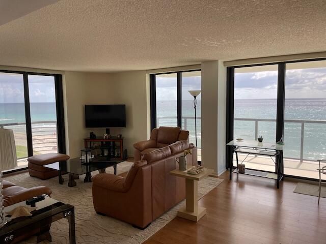 250 S Ocean Boulevard 3h, Boca Raton, FL 33432